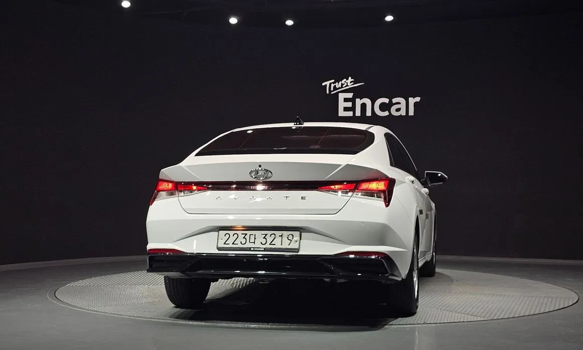 Hyundai AVANTE — фото 9