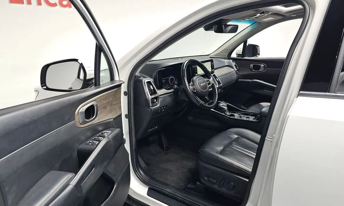 Kia Sorento — фото 6
