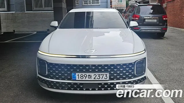 Hyundai Grandeur — фото 1