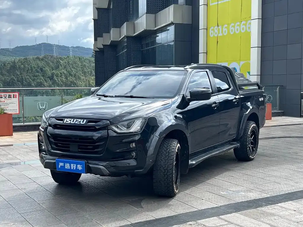 Isuzu D-MAX — фото 1