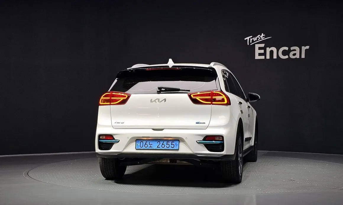 Kia Niro — фото 4