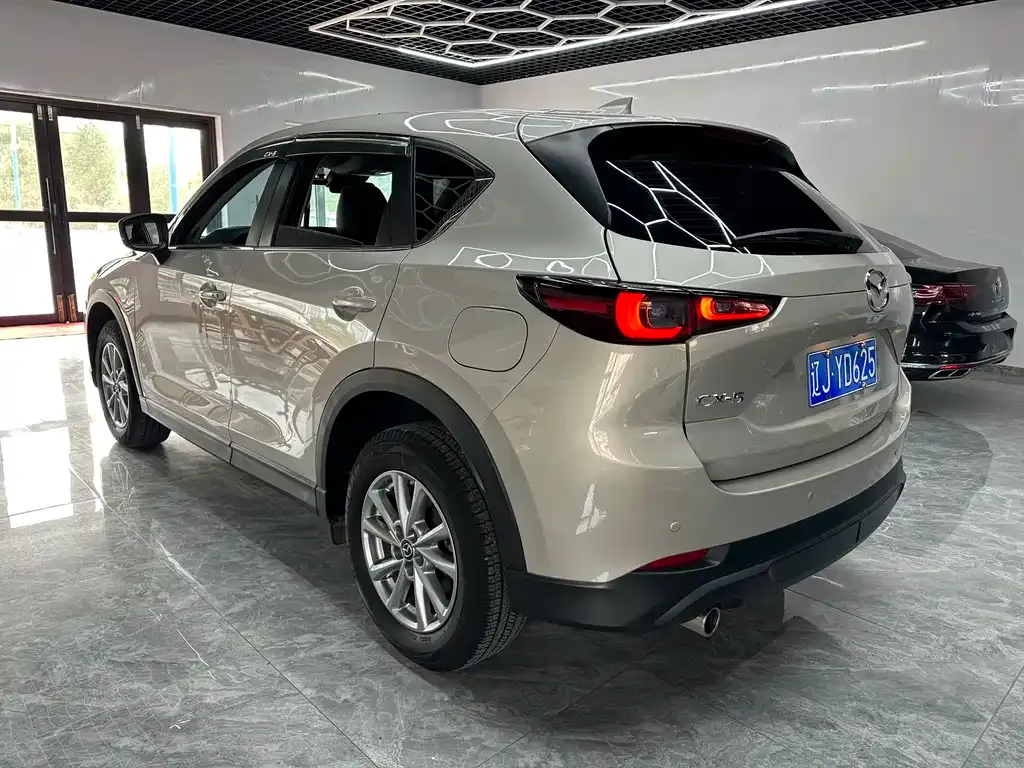 Mazda CX-5 — фото 8