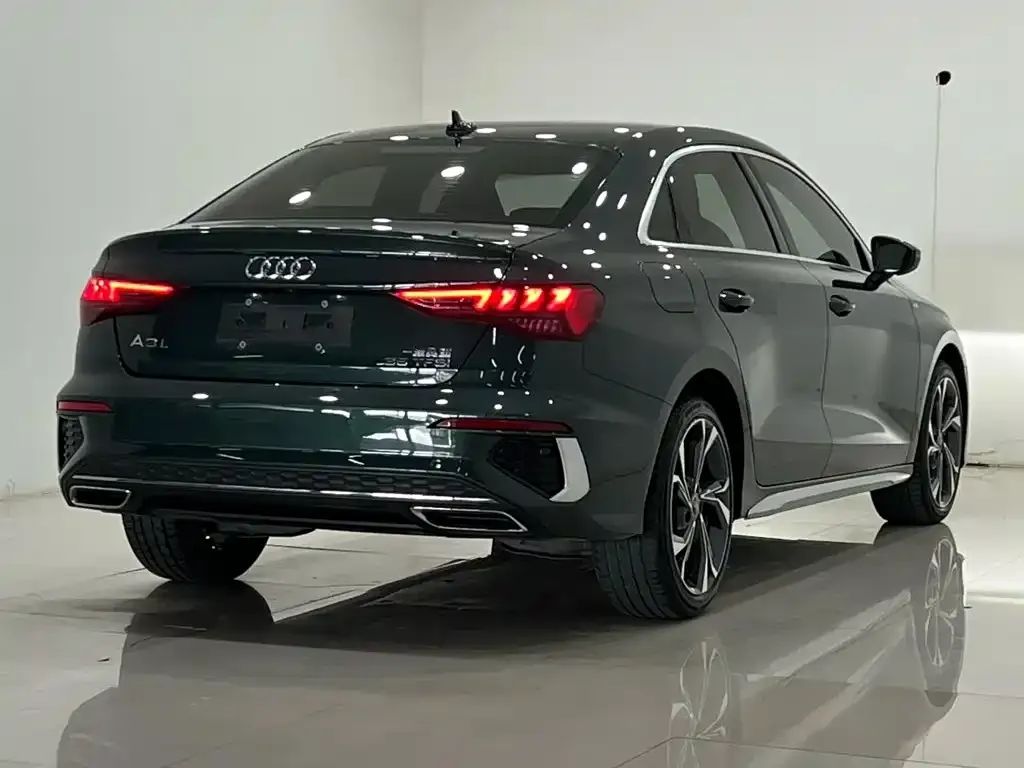 Audi A3 — фото 2