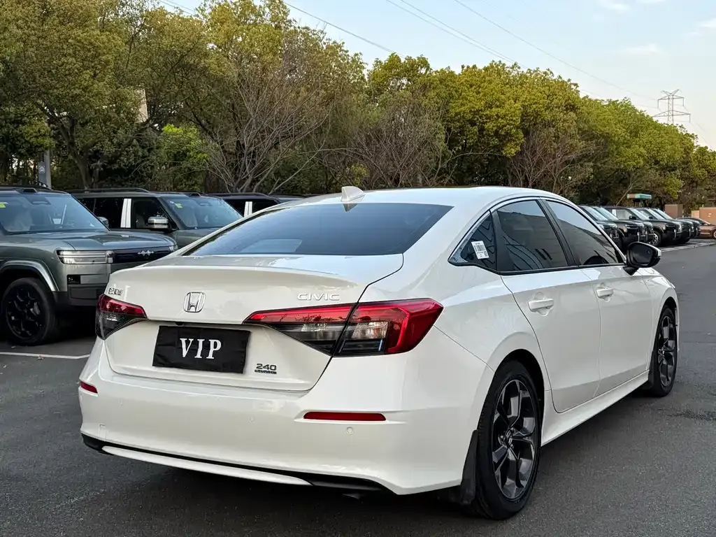Honda Civic — фото 4