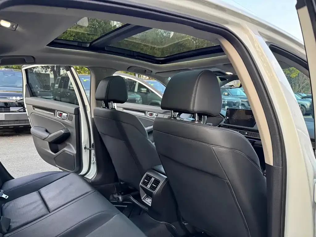 Honda Civic — фото 2