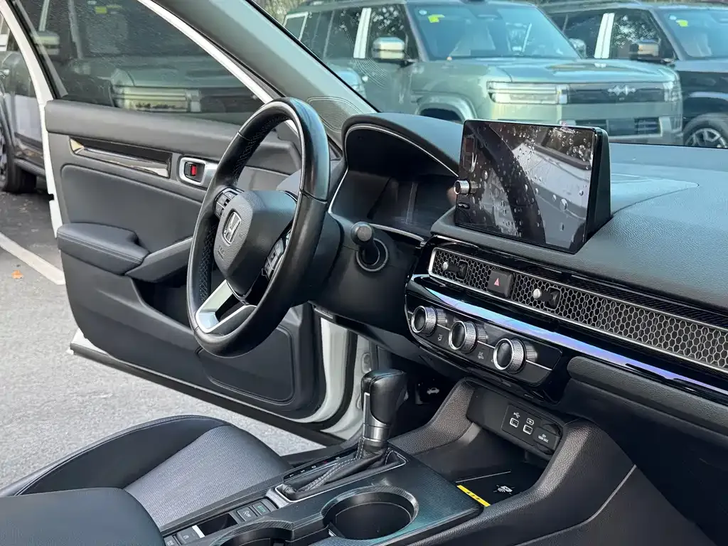 Honda Civic — фото 7