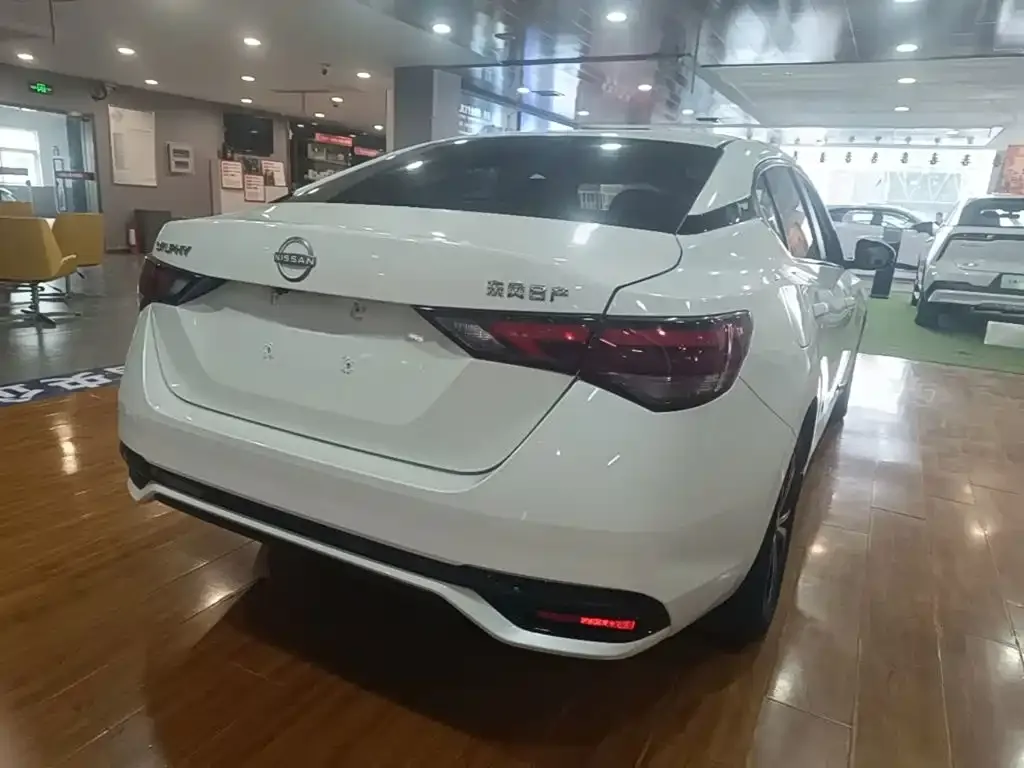 Nissan Sylphy — фото 2