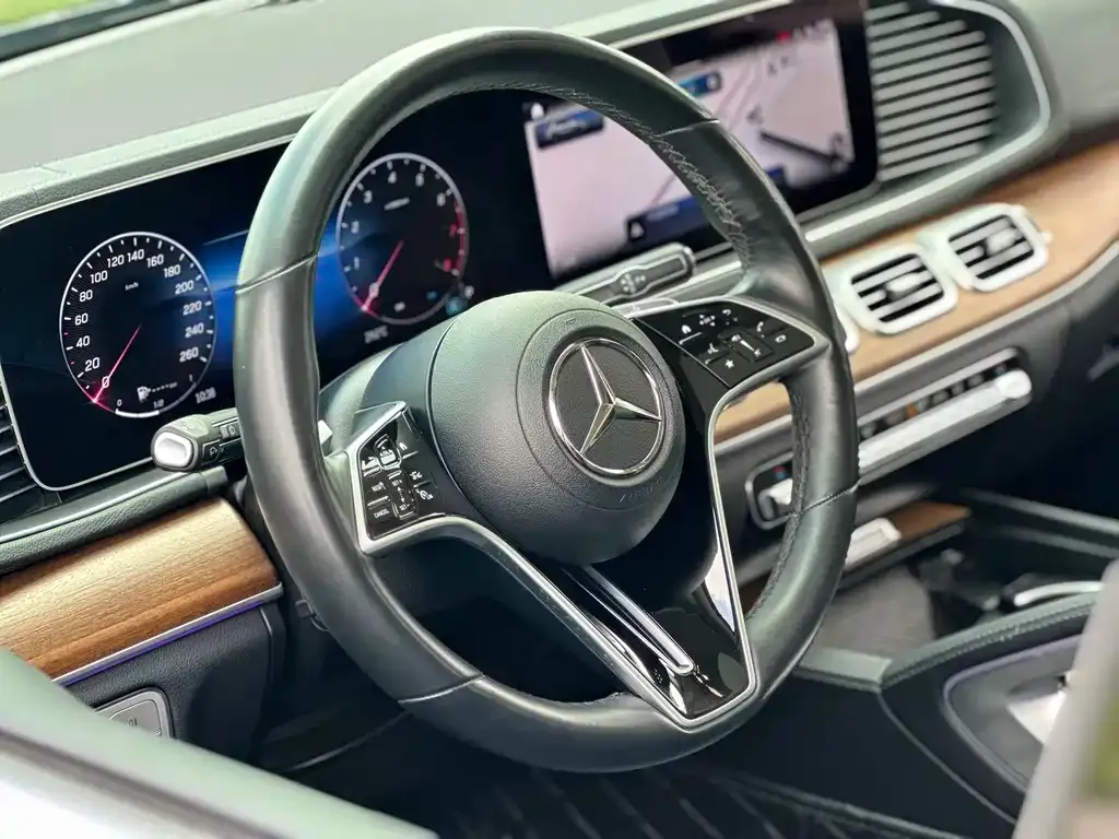 Mercedes-Benz GLE (Import) — фото 10