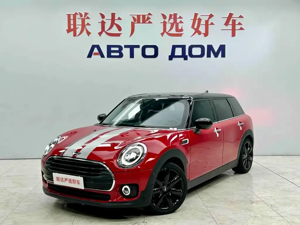 MINI Clubman — фото 1