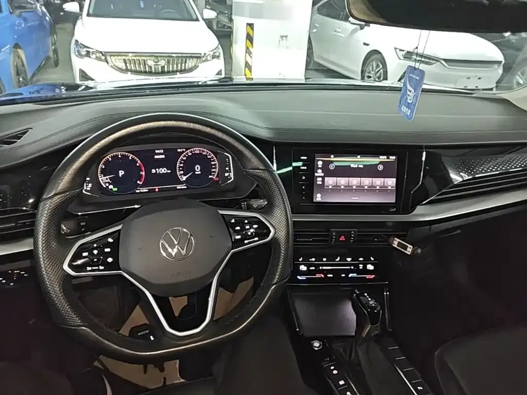 Volkswagen Passat — фото 7