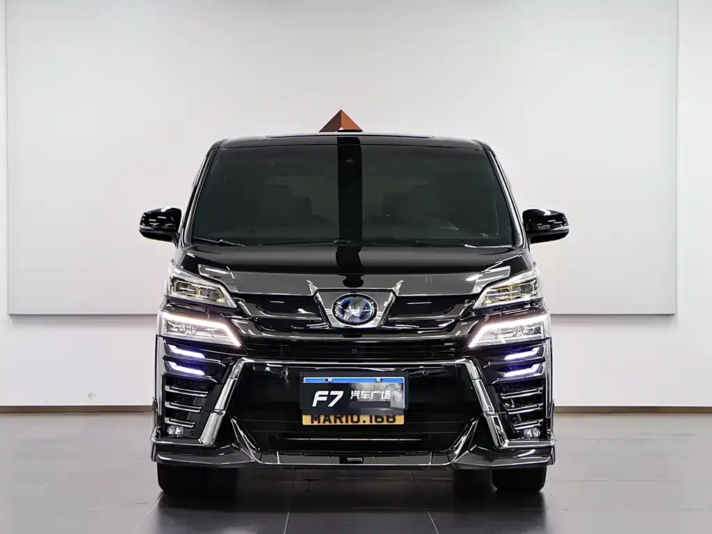 Toyota Vellfire — фото 3