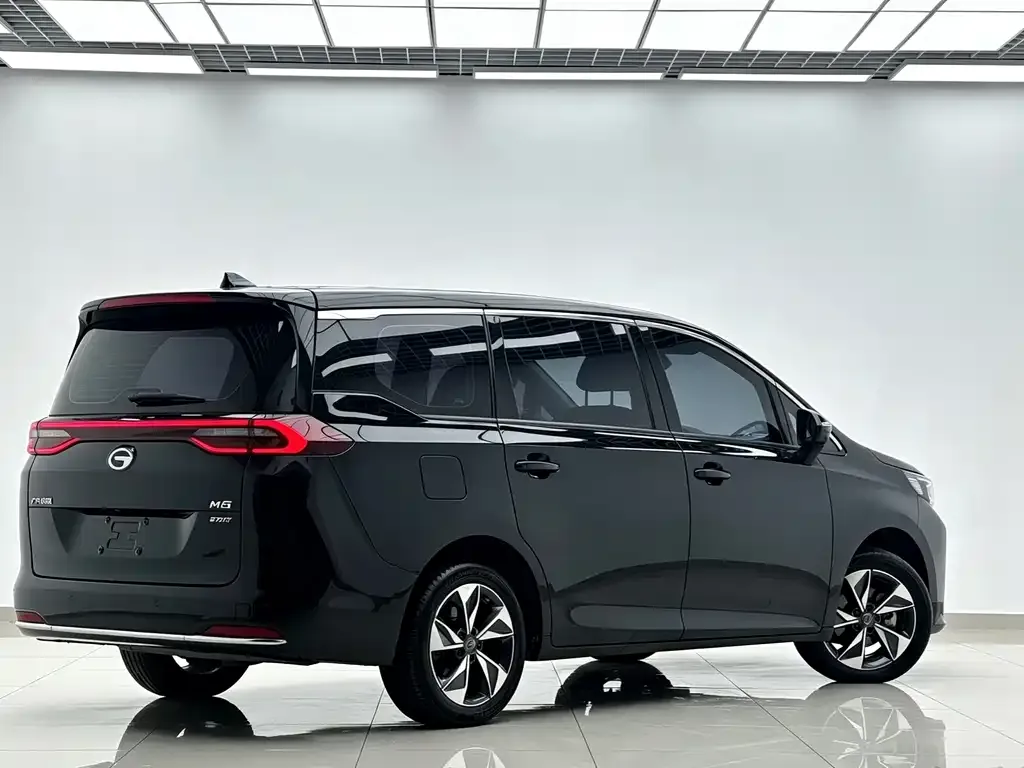 GAC Motor Trumpchi M6 — фото 3