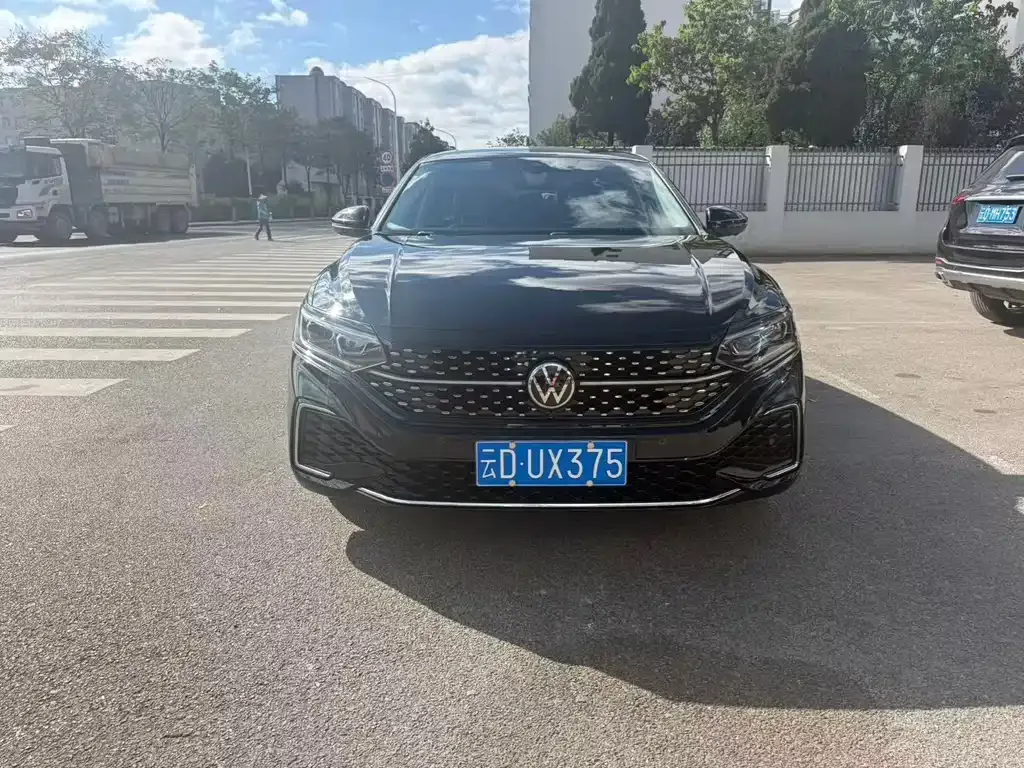 Volkswagen Passat — фото 2