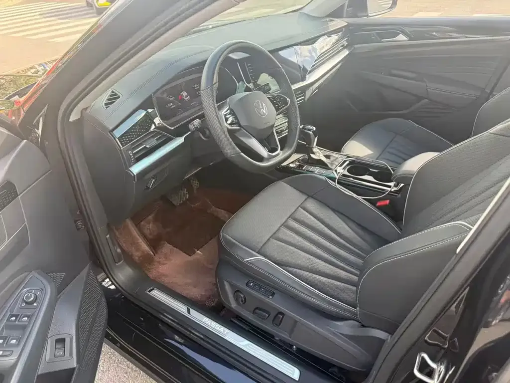 Volkswagen Passat — фото 6