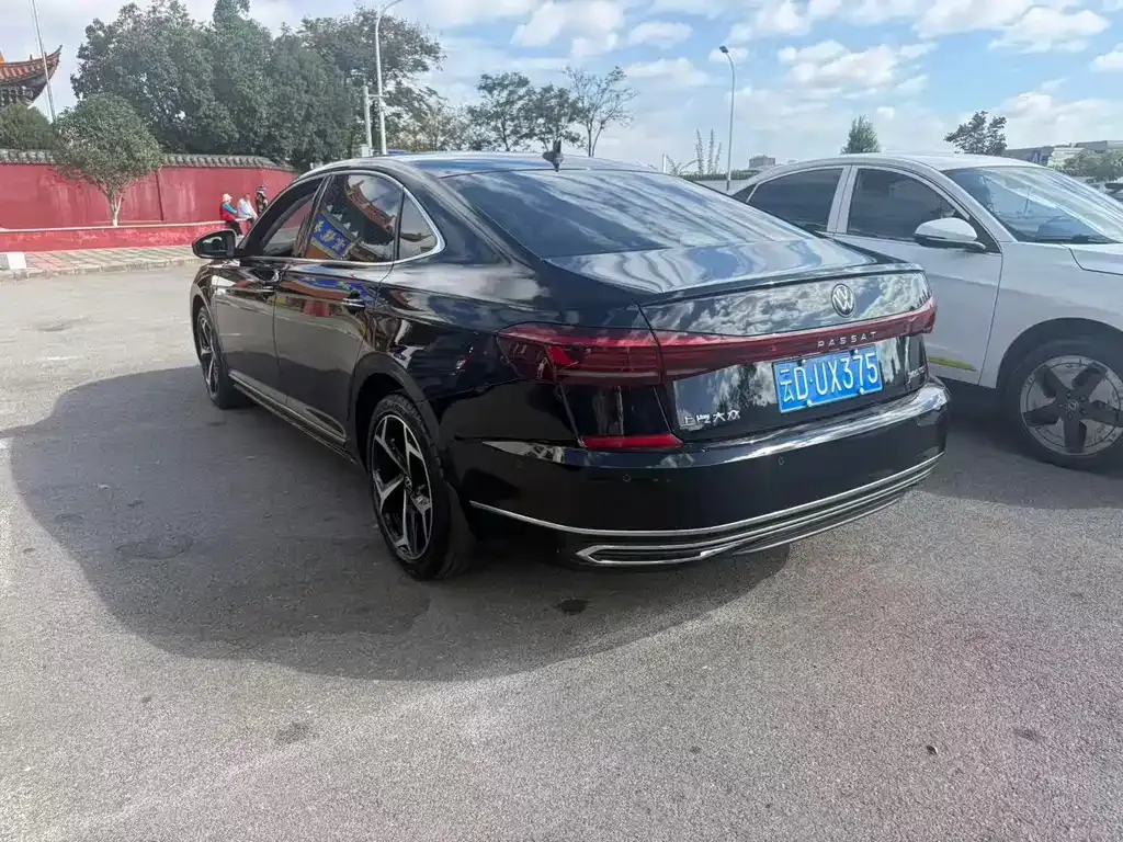 Volkswagen Passat — фото 9
