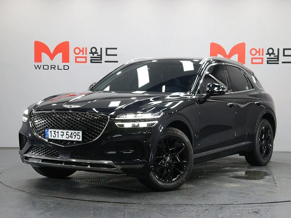 Genesis GV70 — фото 1