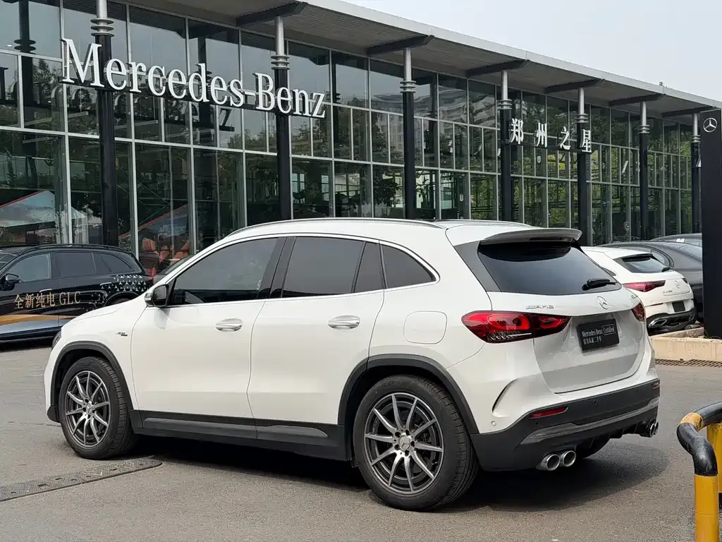 Mercedes-Benz GLA AMG — фото 7