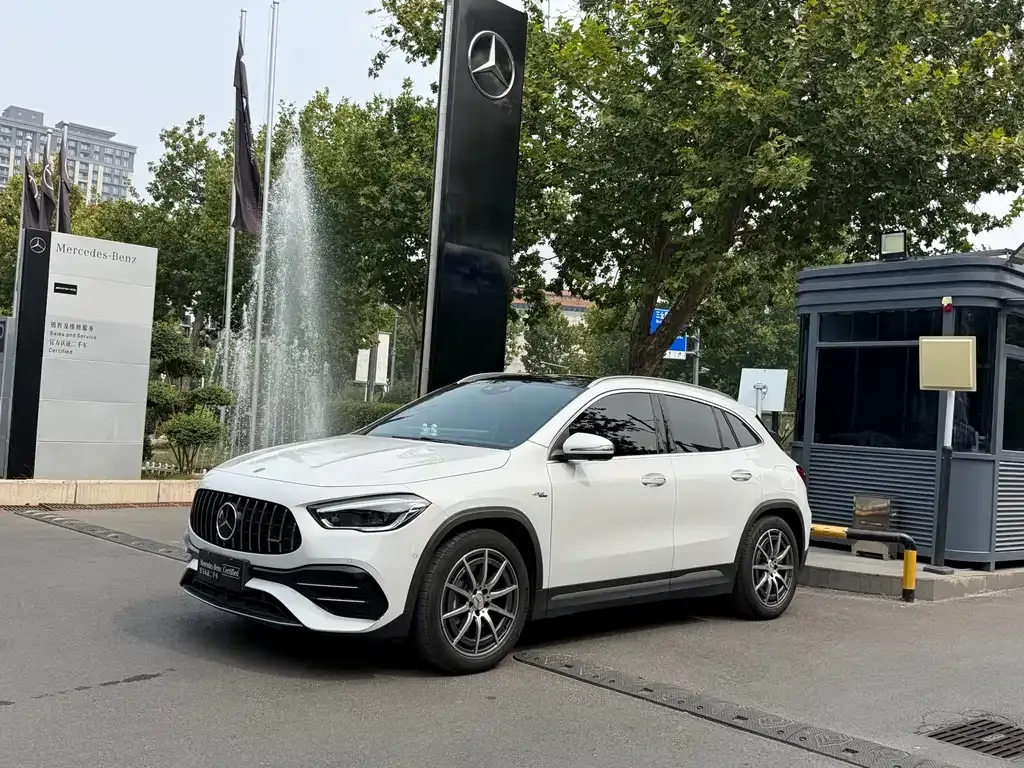 Mercedes-Benz GLA AMG — фото 9