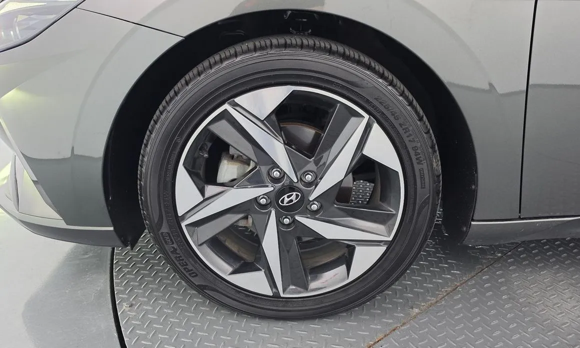 Hyundai AVANTE — фото 9