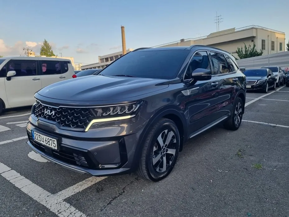 Kia Sorento — фото 6