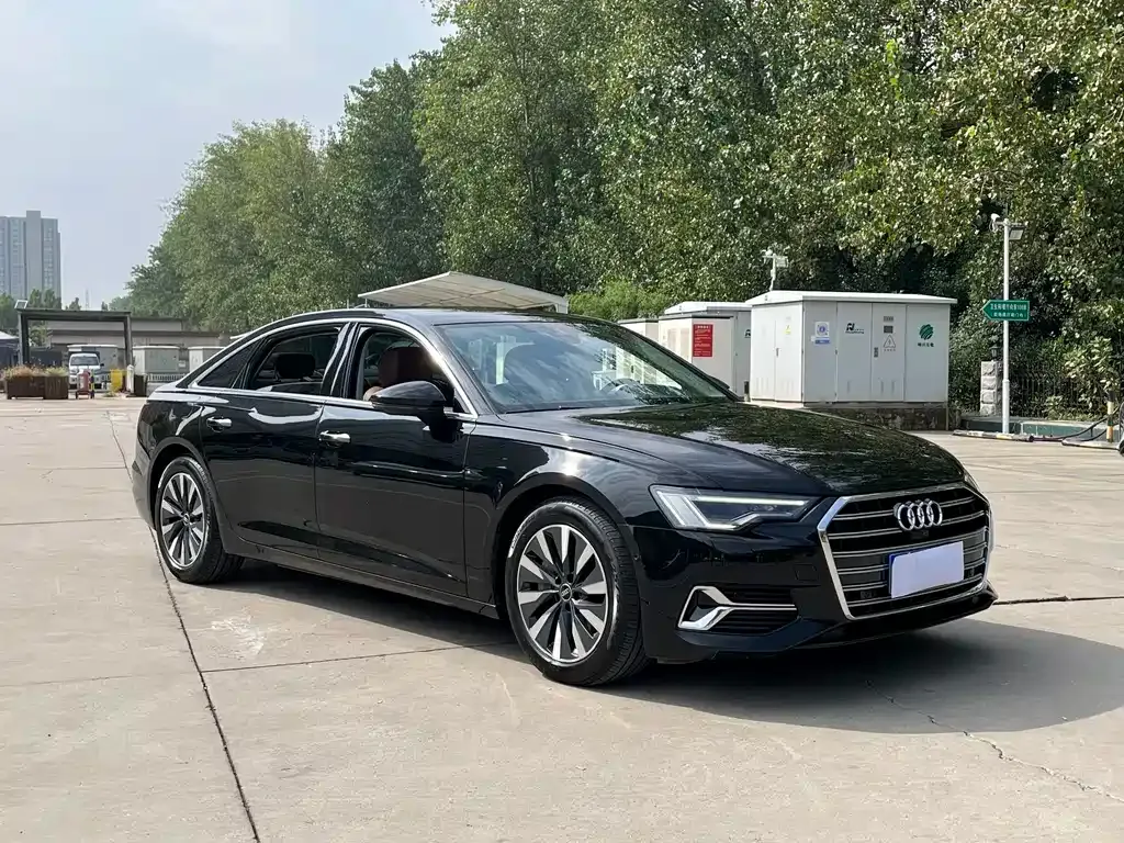 Audi A6L — фото 7