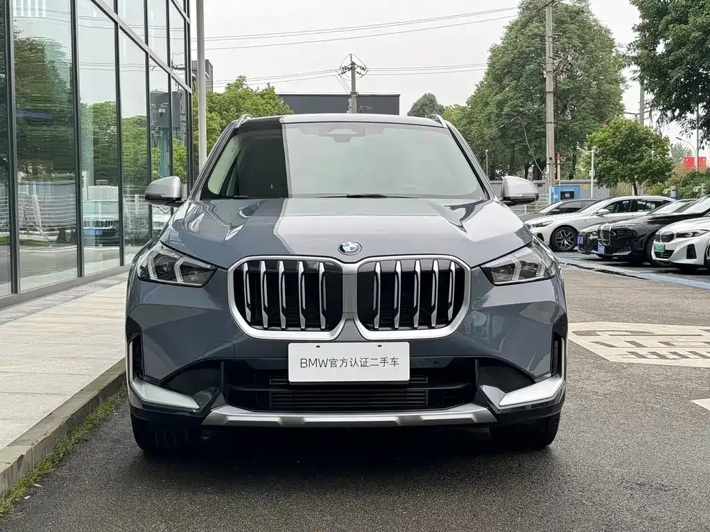BMW X1 — фото 5