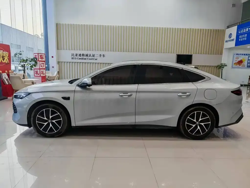 BYD Qin L — фото 7