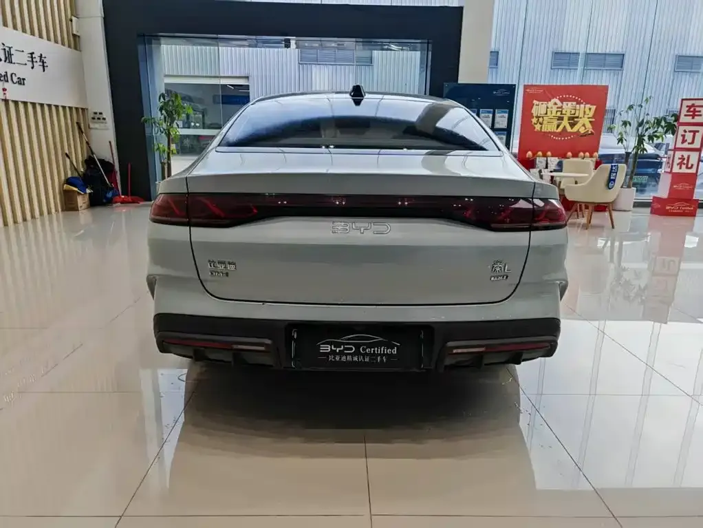 BYD Qin L — фото 9