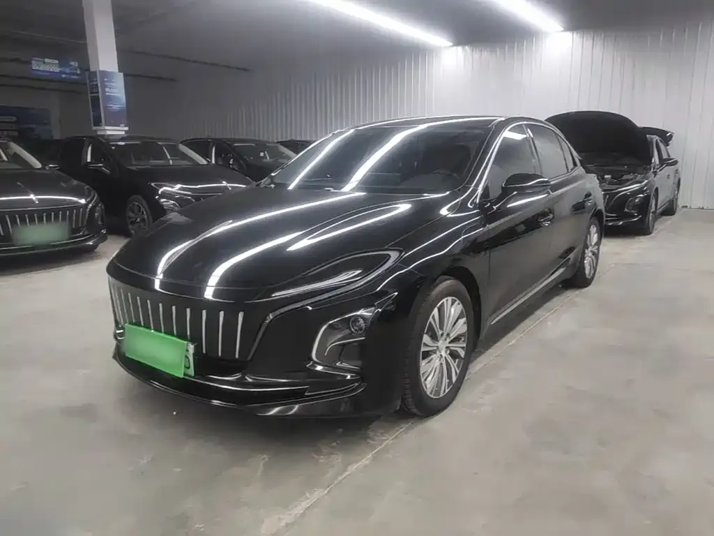 Hongqi E-QM5 — фото 3