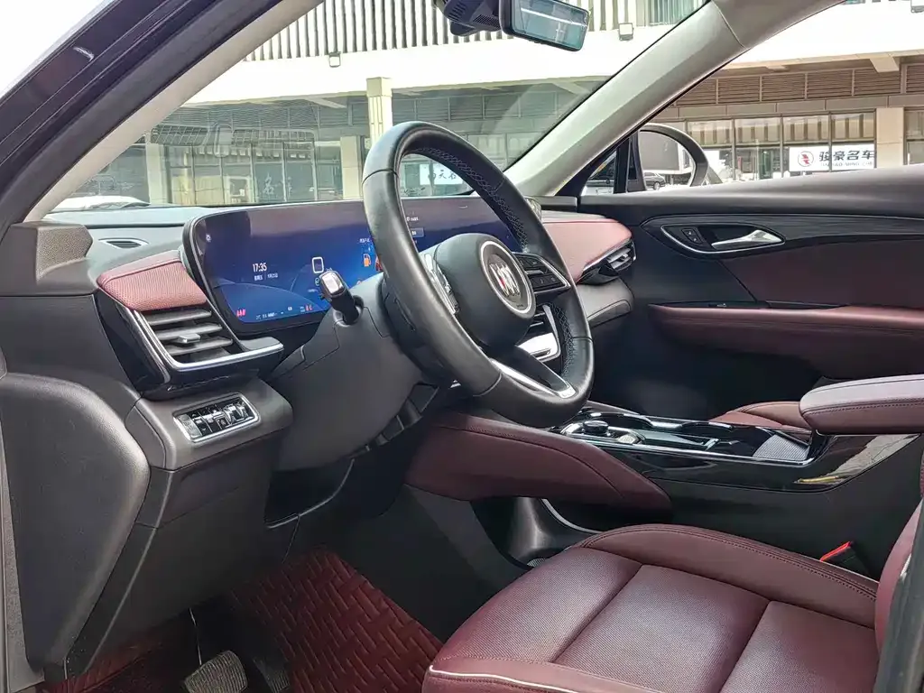 Buick Envision Plus — фото 6
