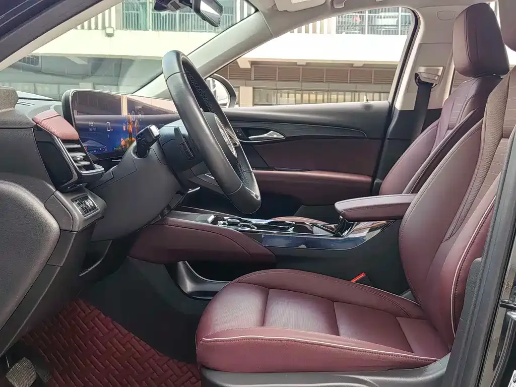 Buick Envision Plus — фото 3