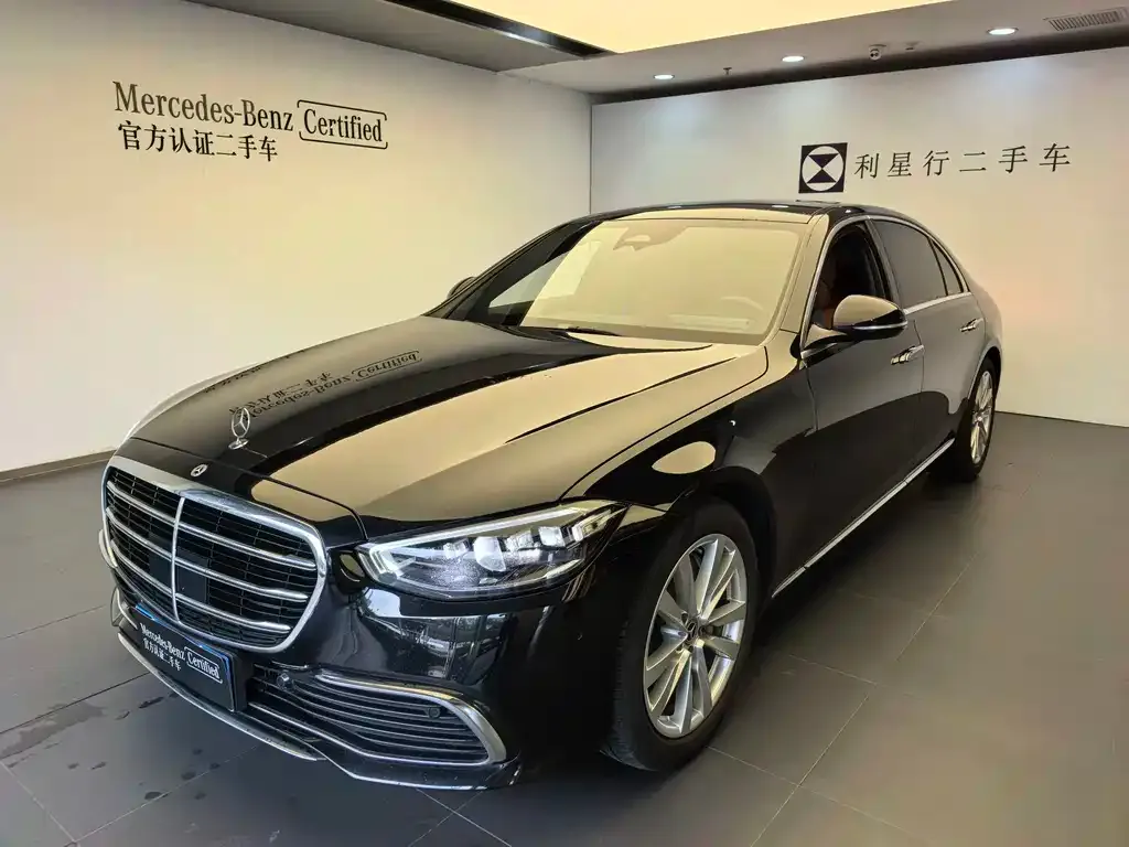 Mercedes-Benz S-Class — фото 1