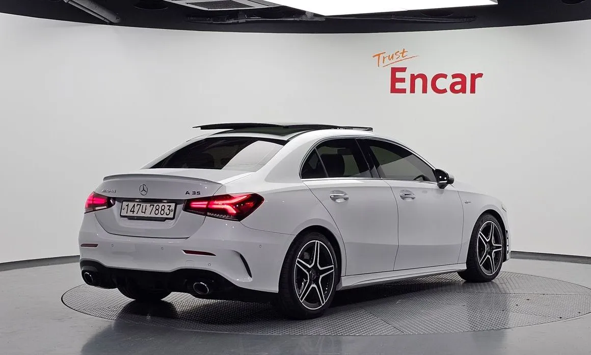 Mercedes-Benz A-Class — фото 6