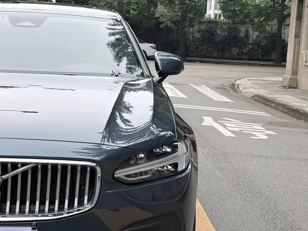 Volvo S90 — фото 6