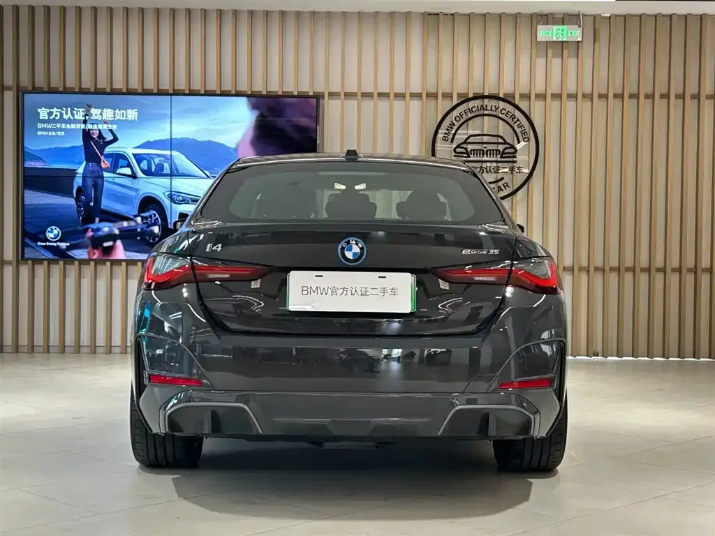 BMW i4 — фото 2