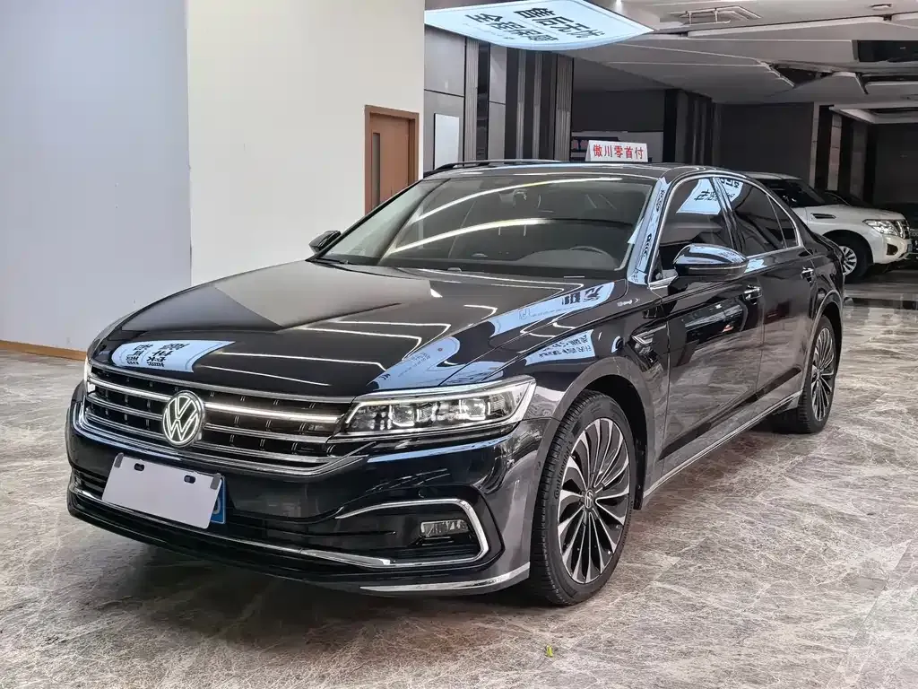 Volkswagen Phideon — фото 1
