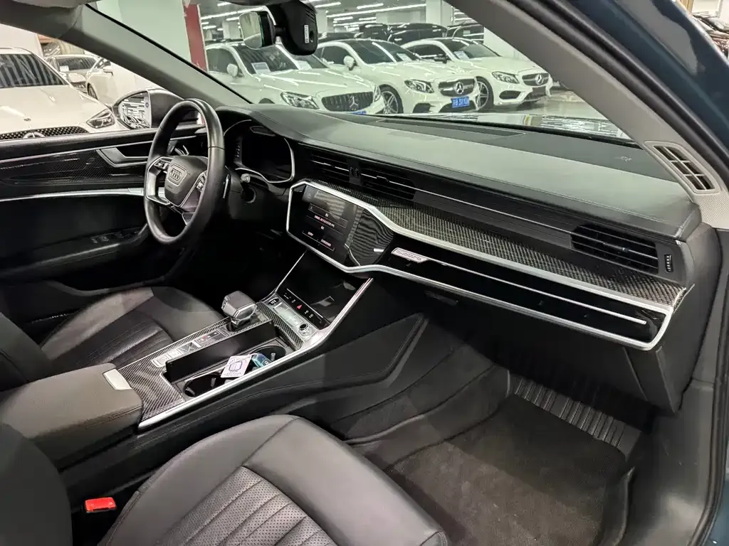 Audi A6 (Import) — фото 8