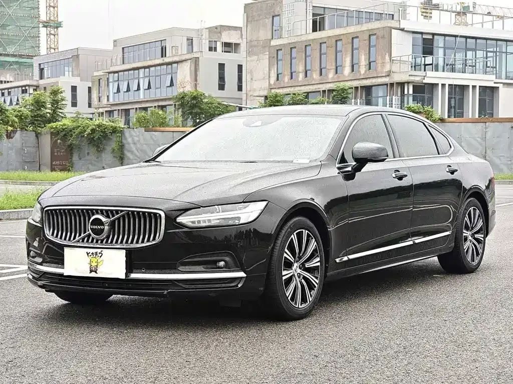 Volvo S90 — фото 1
