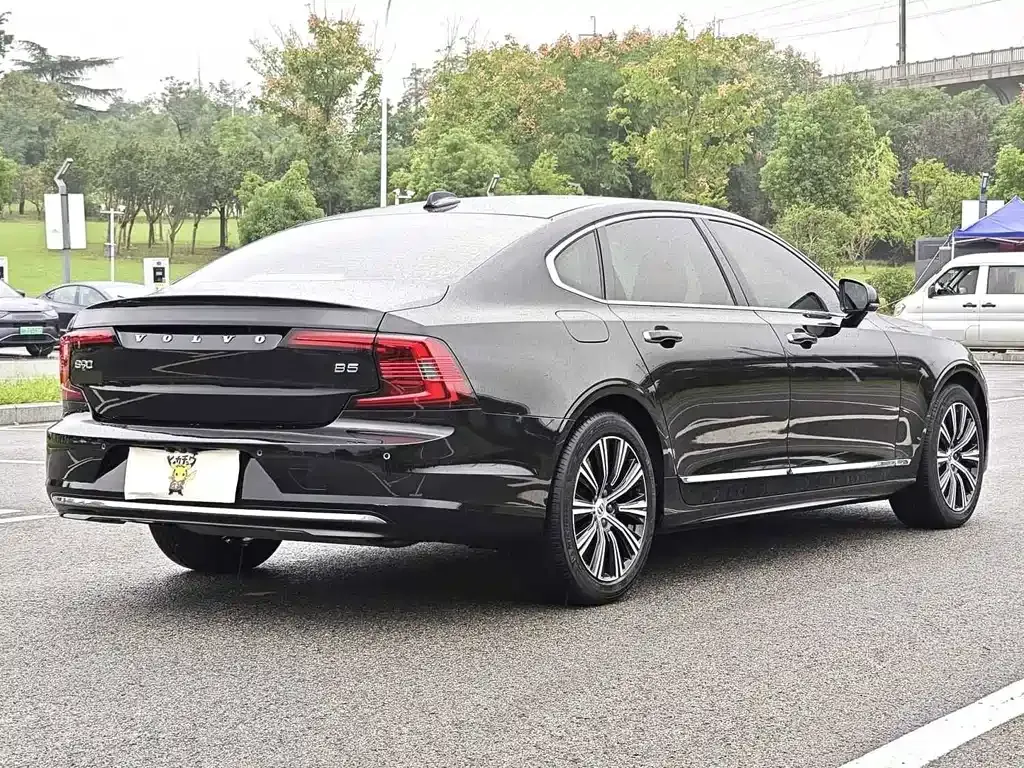 Volvo S90 — фото 4