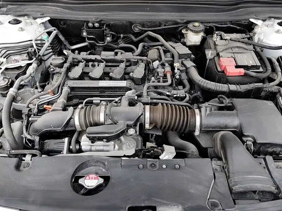 Honda Accord — фото 8