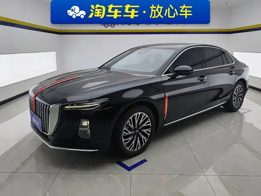 Hongqi H5 — фото 1