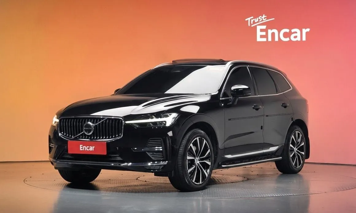 Volvo XC60 — фото 1