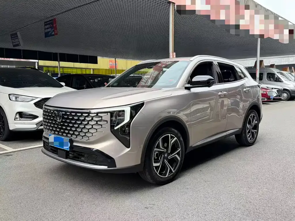 Changan CS55PLUS — фото 1