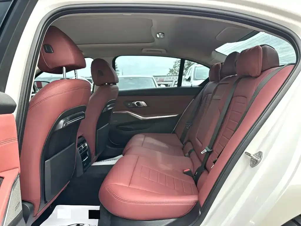 BMW 3 Series — фото 10