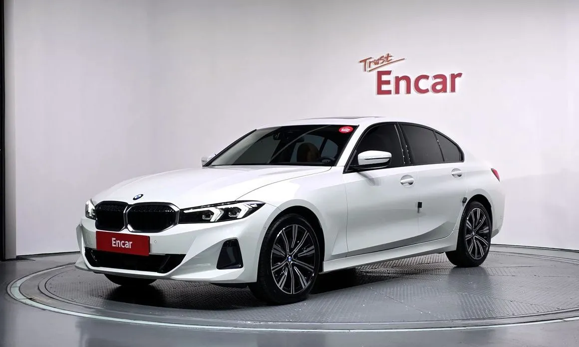 BMW 3-Series — фото 1