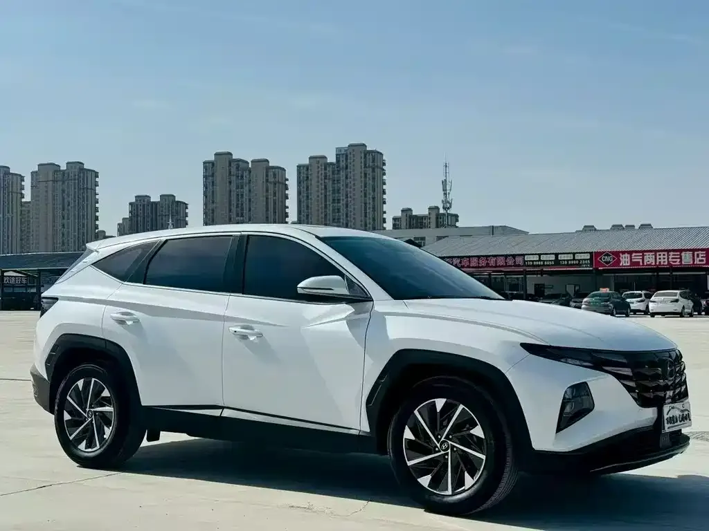Hyundai Tucson — фото 8