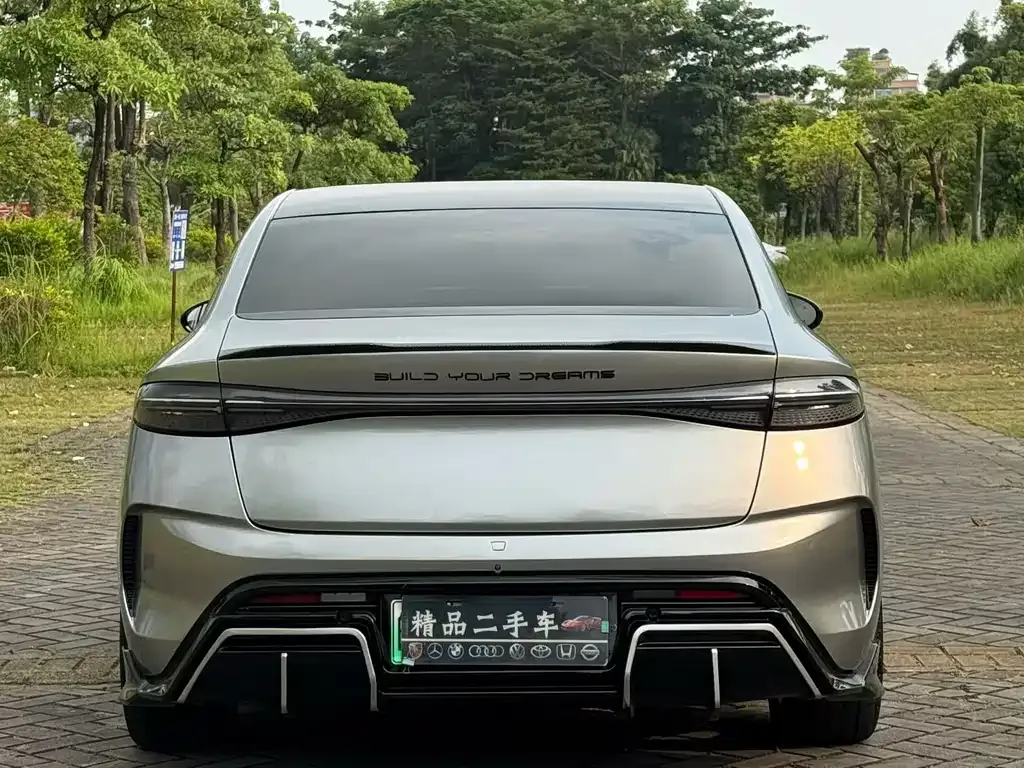 BYD Seal — фото 8