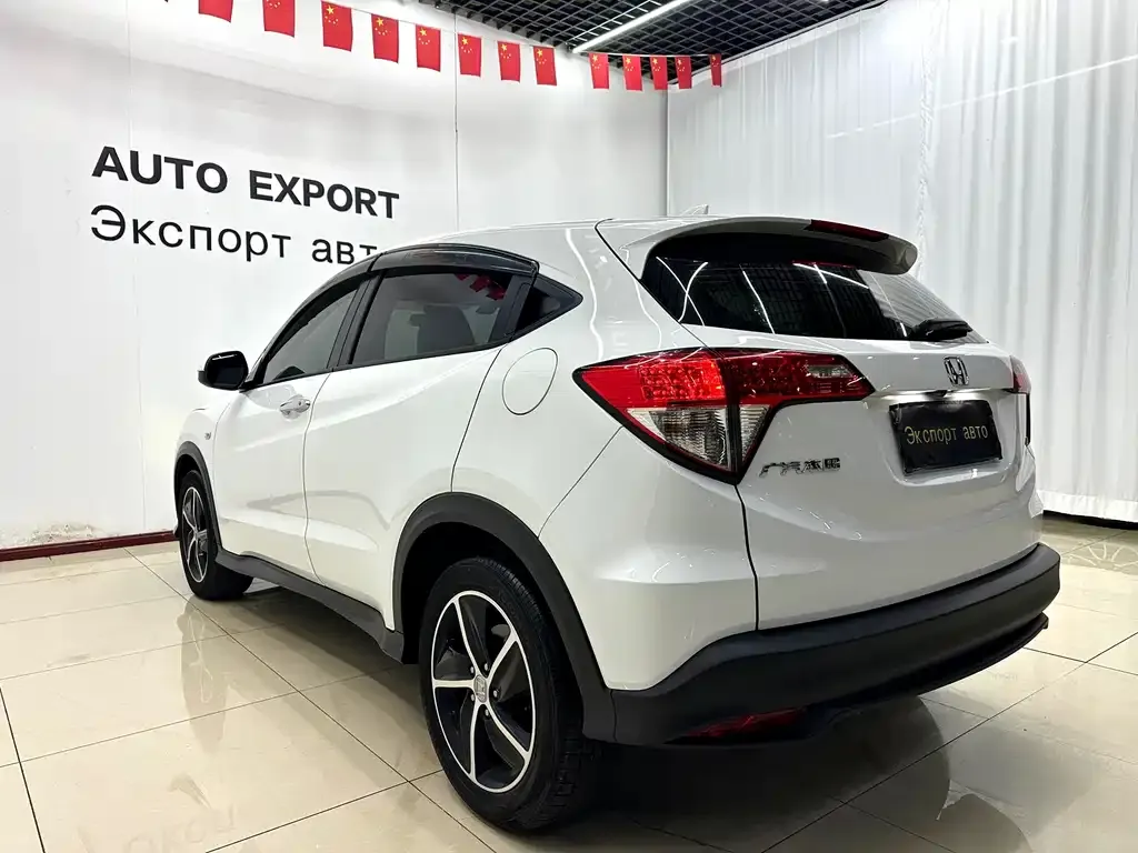 Honda Vezel — фото 10
