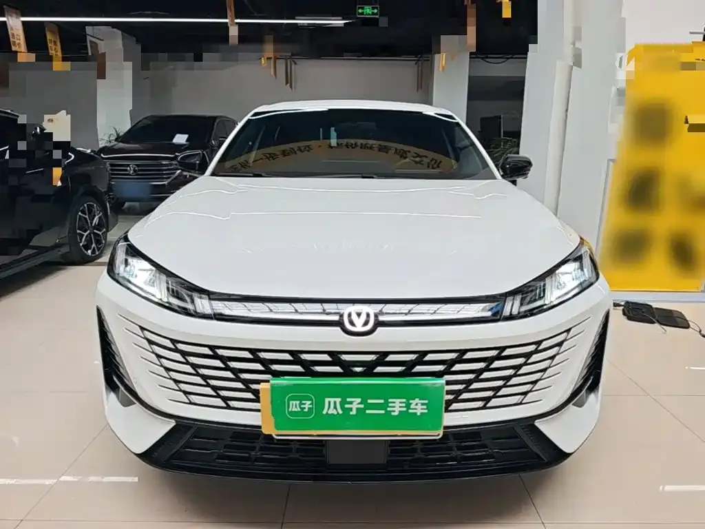 Changan Eado — фото 9