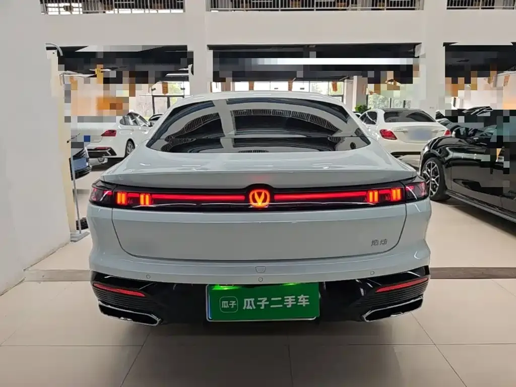 Changan Eado — фото 6
